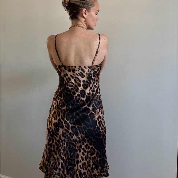 Leopard Print Slip Dress forever 21 - Picture 5 of 8